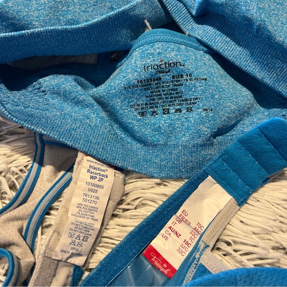 Triumph Triaction Racerback Sports Bra and Triaction Seamfree Sports Top 10C - Picture 8 of 9